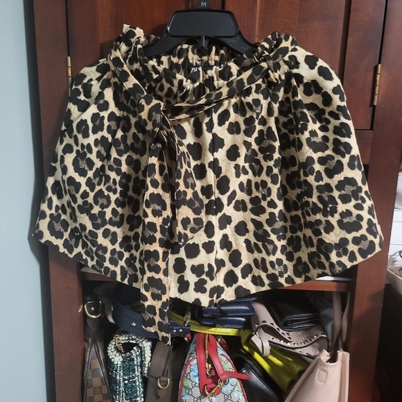 Zara Leopard Print High Waisted Shorts - Picture 9 of 12